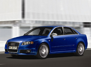 Audi RS4 Saloon