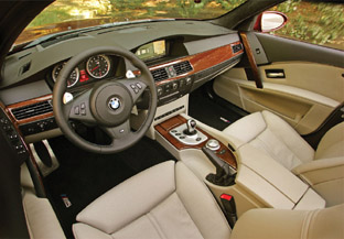 2006 BMW M5 interior