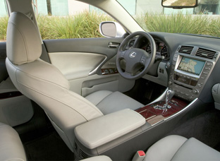 Lexus IS 350 interior