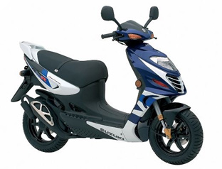 suzuki scooter