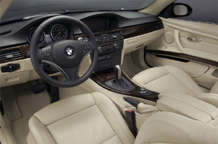 2007 BMW 335i 
        Coupe interior