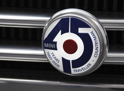 Mini Traveller concept badge