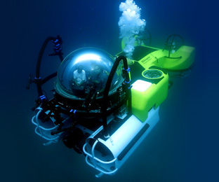 SEAmagine Triumph submersible