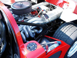 Ultima GTR720 engine bay