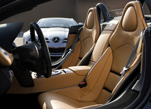 Mercedes-Benz Mclaren SLR Roadster interior