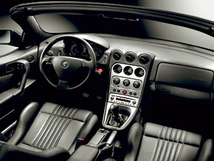 Alfa Romeo Spider Lusso Final Edition interior