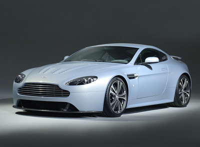 Aston Martin on Aston Martin V12 Vantage Rs Concept Cars Aston Martin V12 Vantage Rs