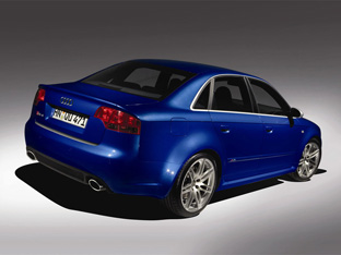 Audi RS 4 Saloon