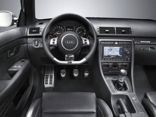 Audi_RS_4_interior_2.jpg