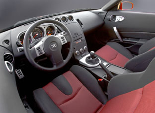 Nissan NISMO 350Z interior