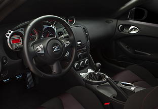 Nissan NISMO 370Z interior