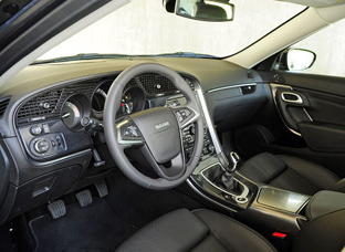 2010 Saab 9-5 interior