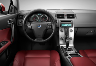 2010 Volvo C70 interior