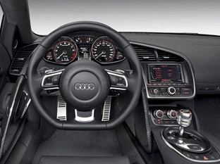 Audi R8 V10 interior