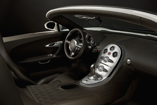 Bugatti Veyron 16.4 Grand Sport convertible interior
