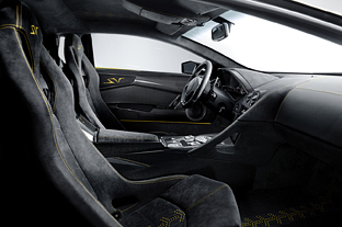 Lamborghini Murcielago LP 670-4 SuperVeloce interior