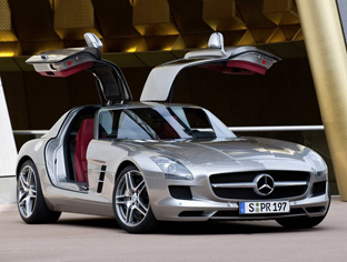 Mercedes-Benz SLS AMG