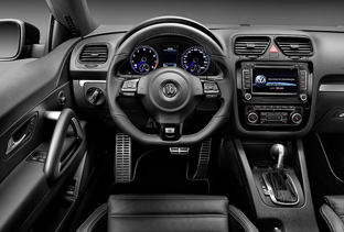 Volkswagen Scirocco R interior