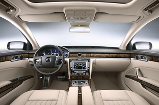 2011 Volkswagen Phaeton interior