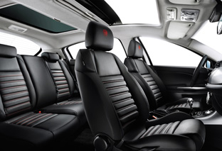 2010 Alfa Romeo Giulietta interior