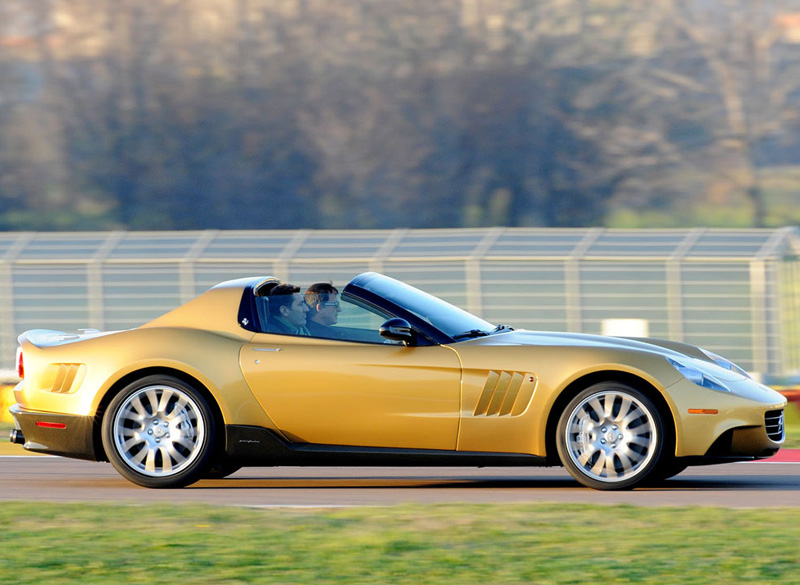 Ferrari_P540_Superfast_Aperta_side.jpg