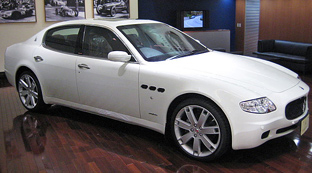 Maserati Quattroporte