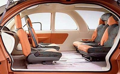 Mitsubishi Gaus interior