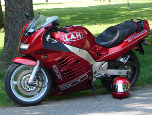 Suzuki sales gsxr 900
