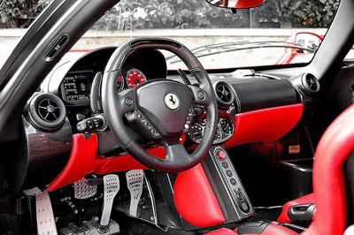 Ferrari Enzo interior