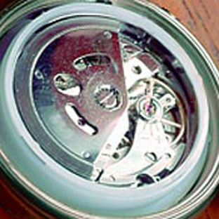 Staur 1930s Dashtronic watch