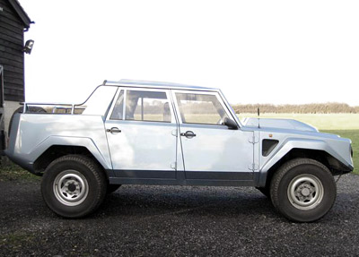 Lamborghini LM002