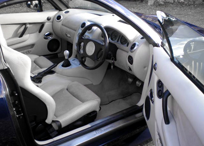 MG SV interior