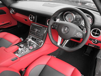 Mercedes-Benz SLS AMG interior