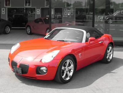 Pontiac Solstice GXP roadster interior