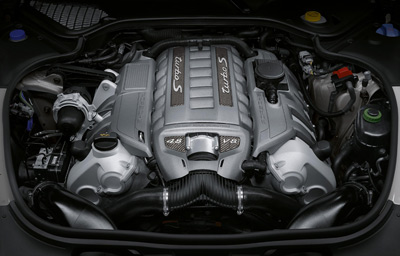 Porsche Panamera Turbo S engine