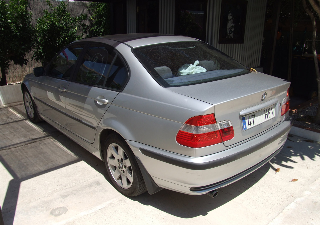 BMW 3Series (E46) vs Audi A4 (B5) Buyer's Guide Diseno