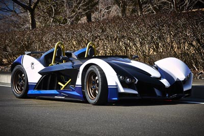 Phiaro P75 Concept Cipher track car