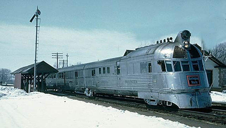 Zephyr streamliner train