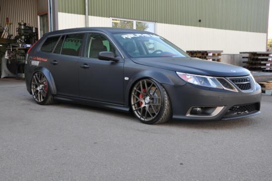 Saab_9-3_Sport_Combi_Viper_V10.jpg