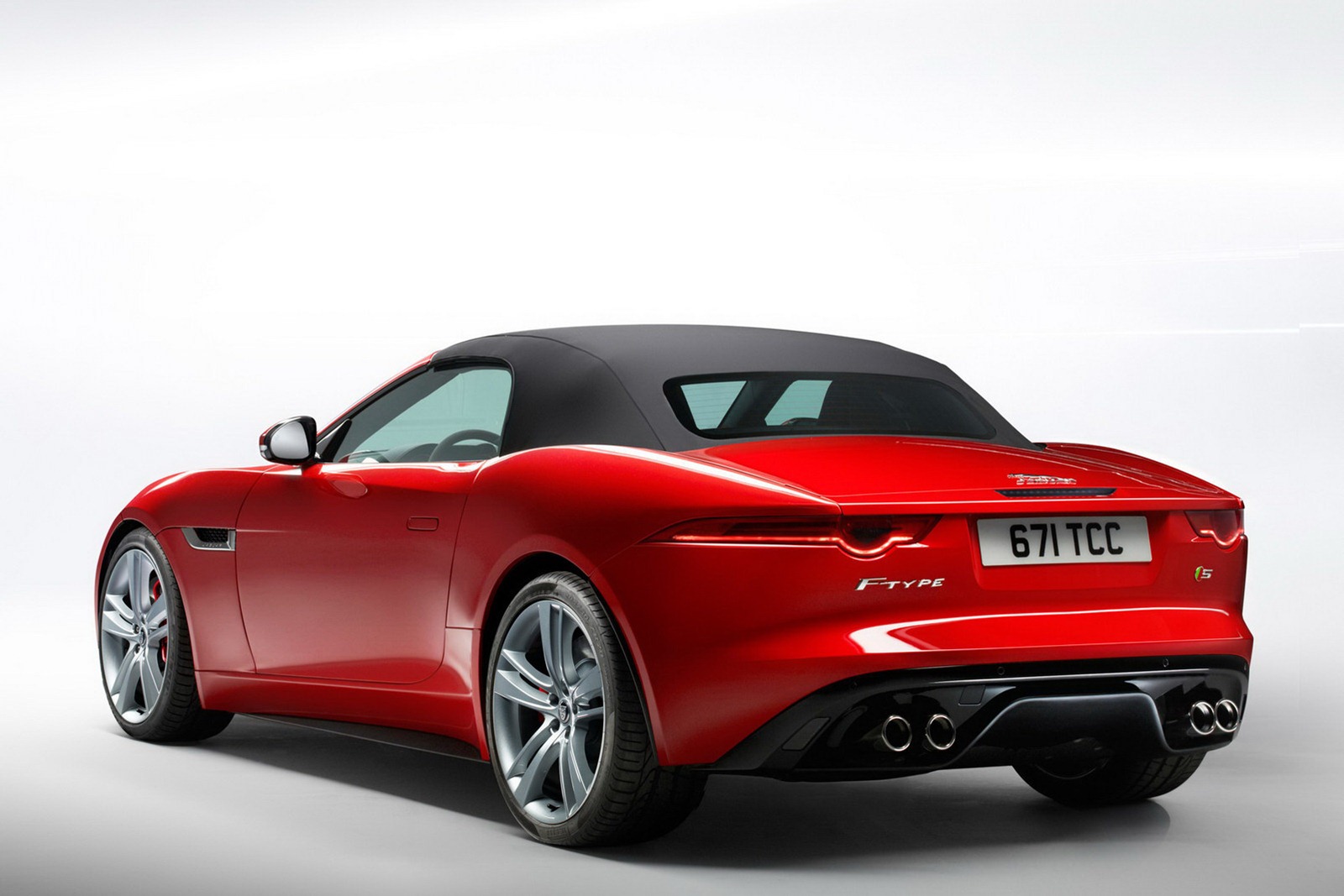 2013-Jaguar-F-Type-25.jpg