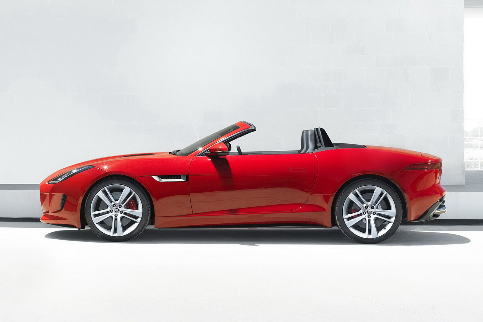 Jaguar F-Type Convertible