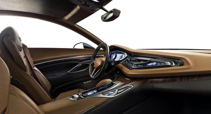 Cadillac Elmiraj interior