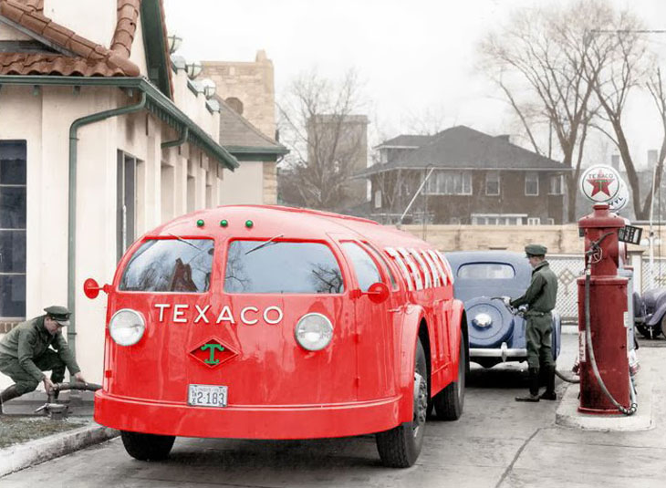 Diamond T Texaco Doodlebug tanker truck