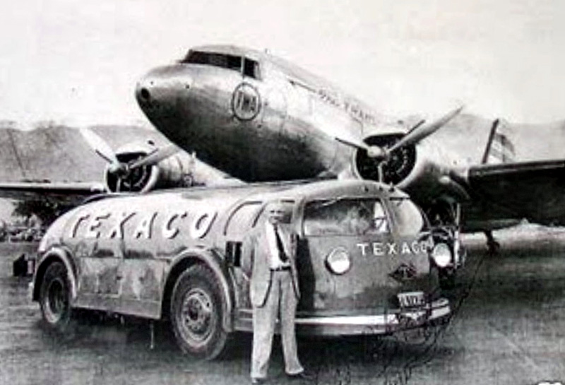 Diamond T Texaco Doodlebug tanker truck