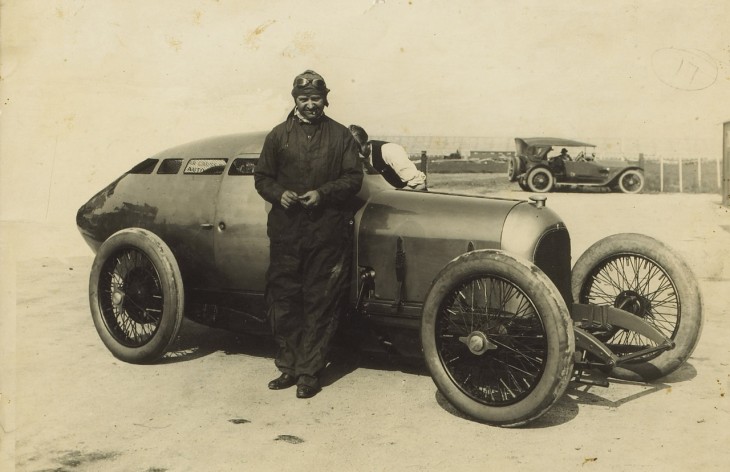 Golden Submarine race car